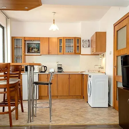 Apartamento Comfortable 2br Maisonette Near Center By Flat Manаger Varna