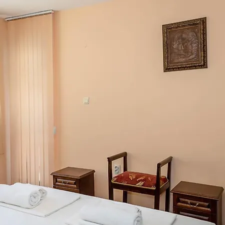 Apartamento Comfortable 2br Maisonette Near Center By Flat Manаger