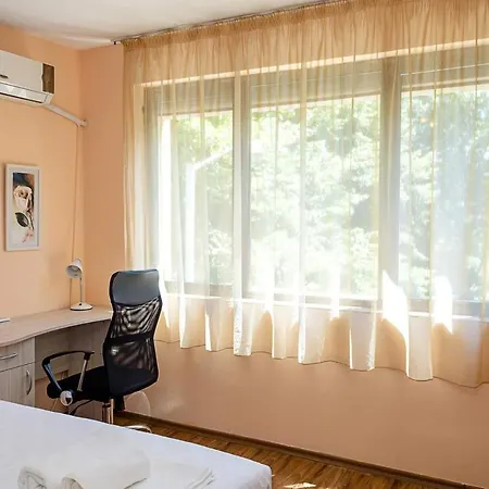 Apartamento Comfortable 2br Maisonette Near Center By Flat Manаger Varna