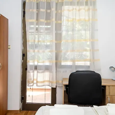 Apartamento Comfortable 2br Maisonette Near Center By Flat Manаger